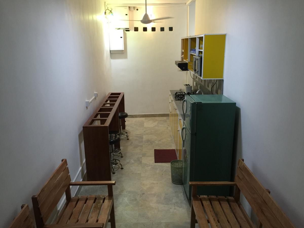 Downtown Monkey Backpackers Hostel