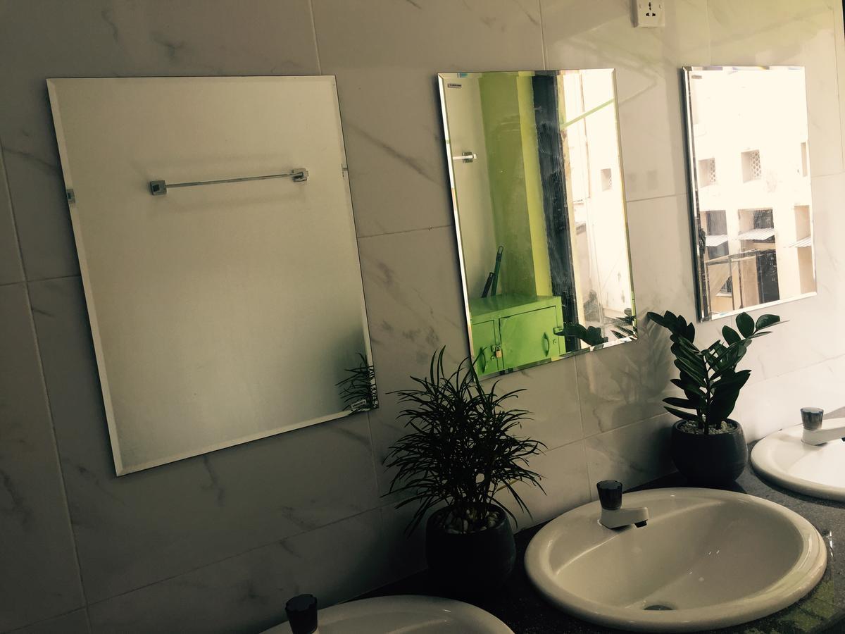 Downtown Monkey Backpackers Hostel